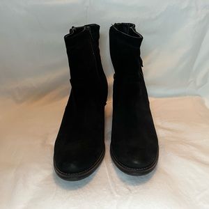 Taos Shaka Black Suede Bootie. 9-9.5, size 40